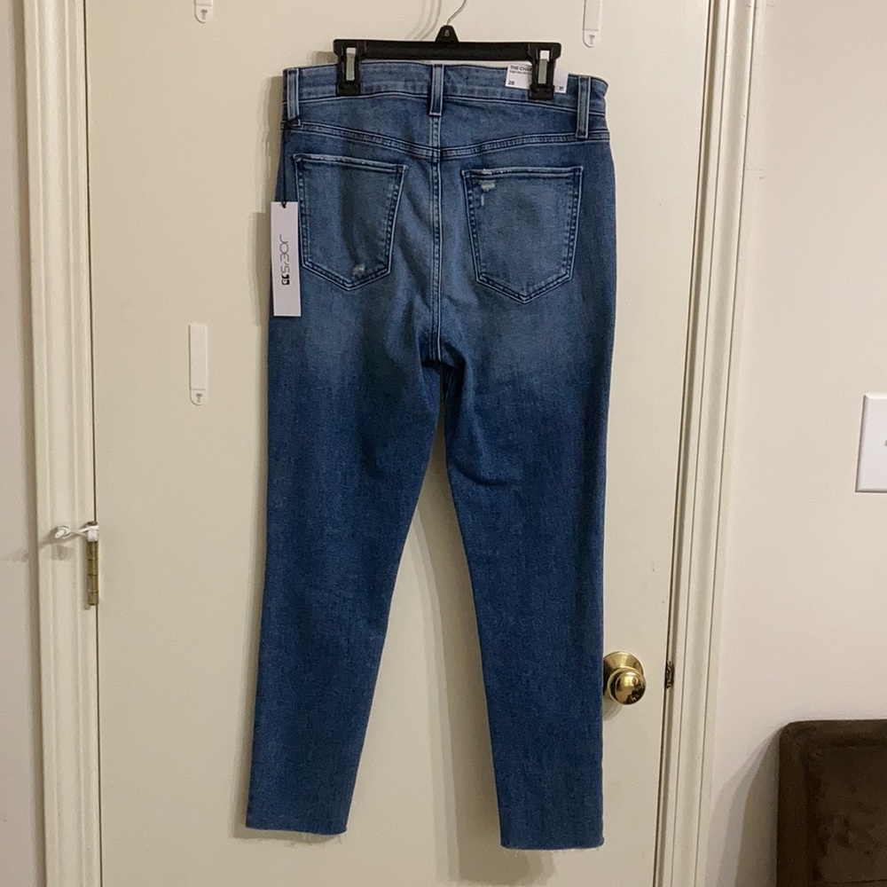 Joe’s Jeans The Charlie High Rise Skinny Crop - Picture 5 of 7